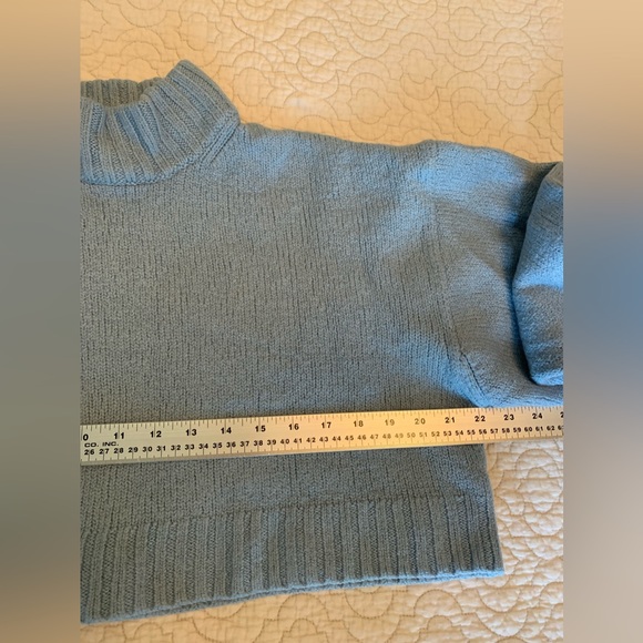 Wilfred Free Aritzia merino wool sweater - Picture 3 of 6